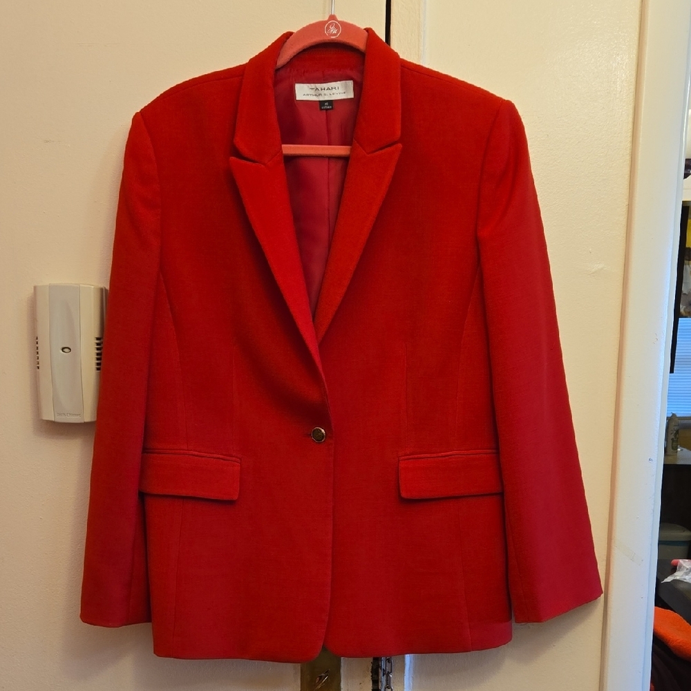 Tahari Women Red Blazer Size 16